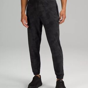 Men's Black Camouflage Jogger Pants